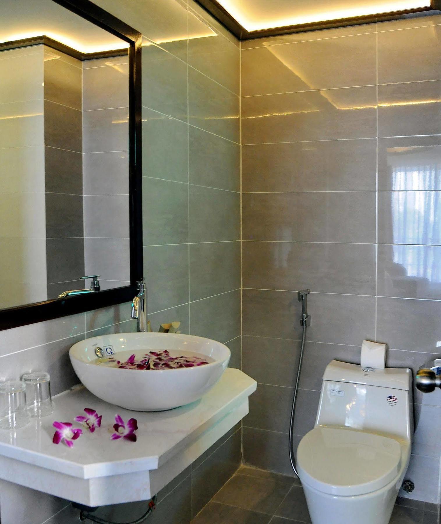 נה טראנג Camellia Nhatrang Hotel מראה חיצוני תמונה